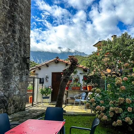 Casa Rural El Torrejon Guest House Arenas De Cabrales Exterior photo