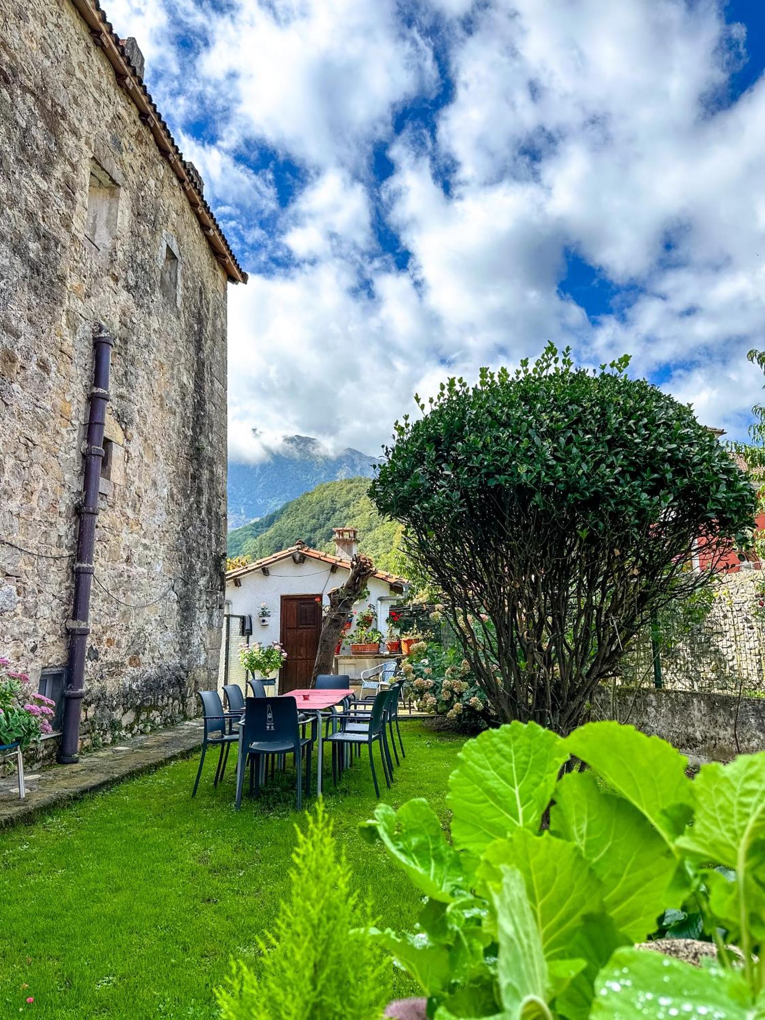 Casa Rural El Torrejon Guest House Arenas De Cabrales Exterior photo