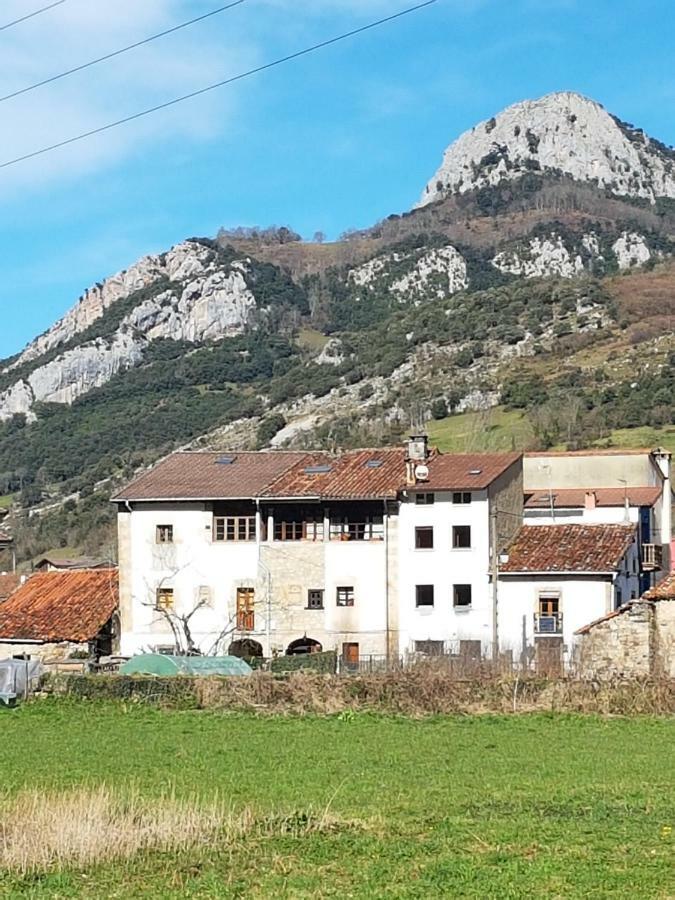 Casa Rural El Torrejon Guest House Arenas De Cabrales Exterior photo